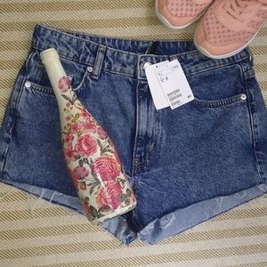 H&M Divided denim shorts